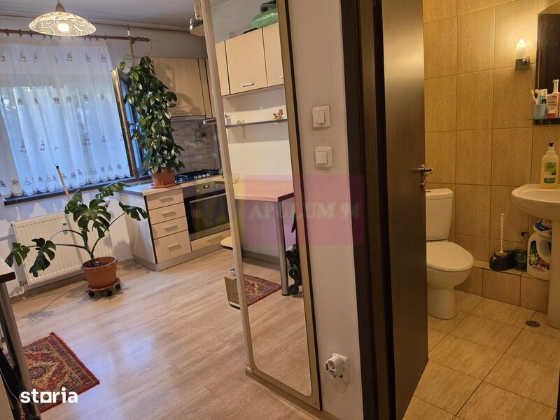 Garsoniera, metrou Piata Muncii, 42 mp utili, etaj 4/8