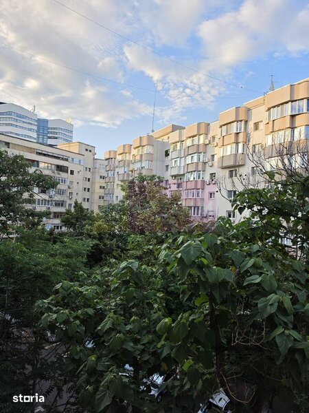 Garsoniera, metrou Piata Muncii, 42 mp utili, etaj 4/8